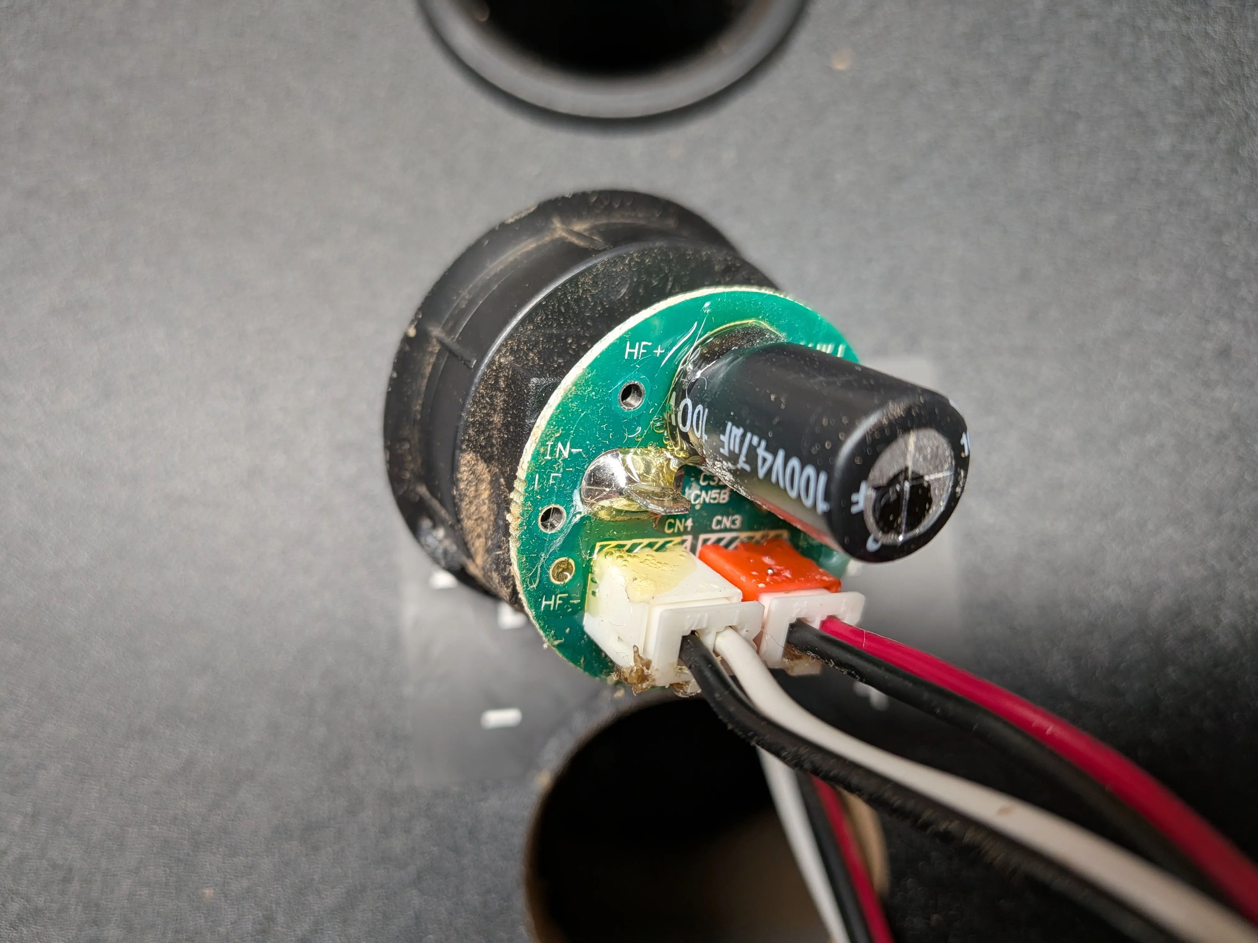 Close-up of Cap-top capacitors on the PCB
