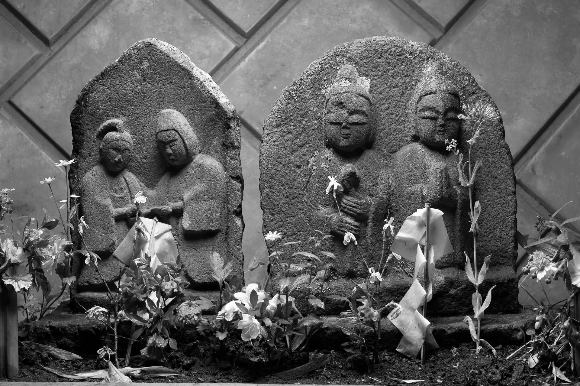 Little Roadside Sekibutsu - 26